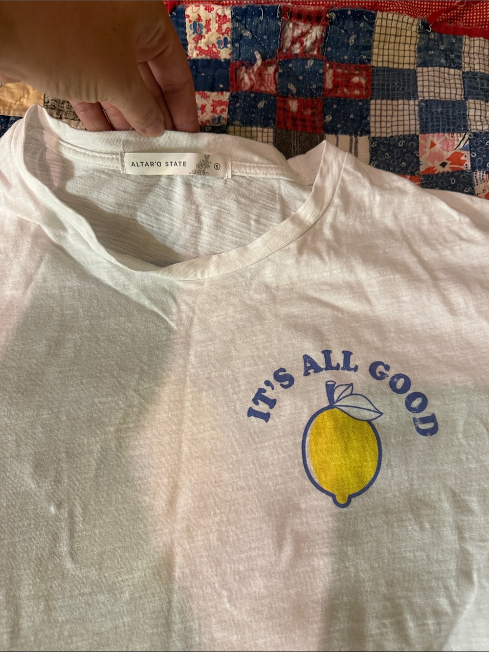 Altar'd State Women’s Small Tee Shirt It’s All Good Lemon Graphic
